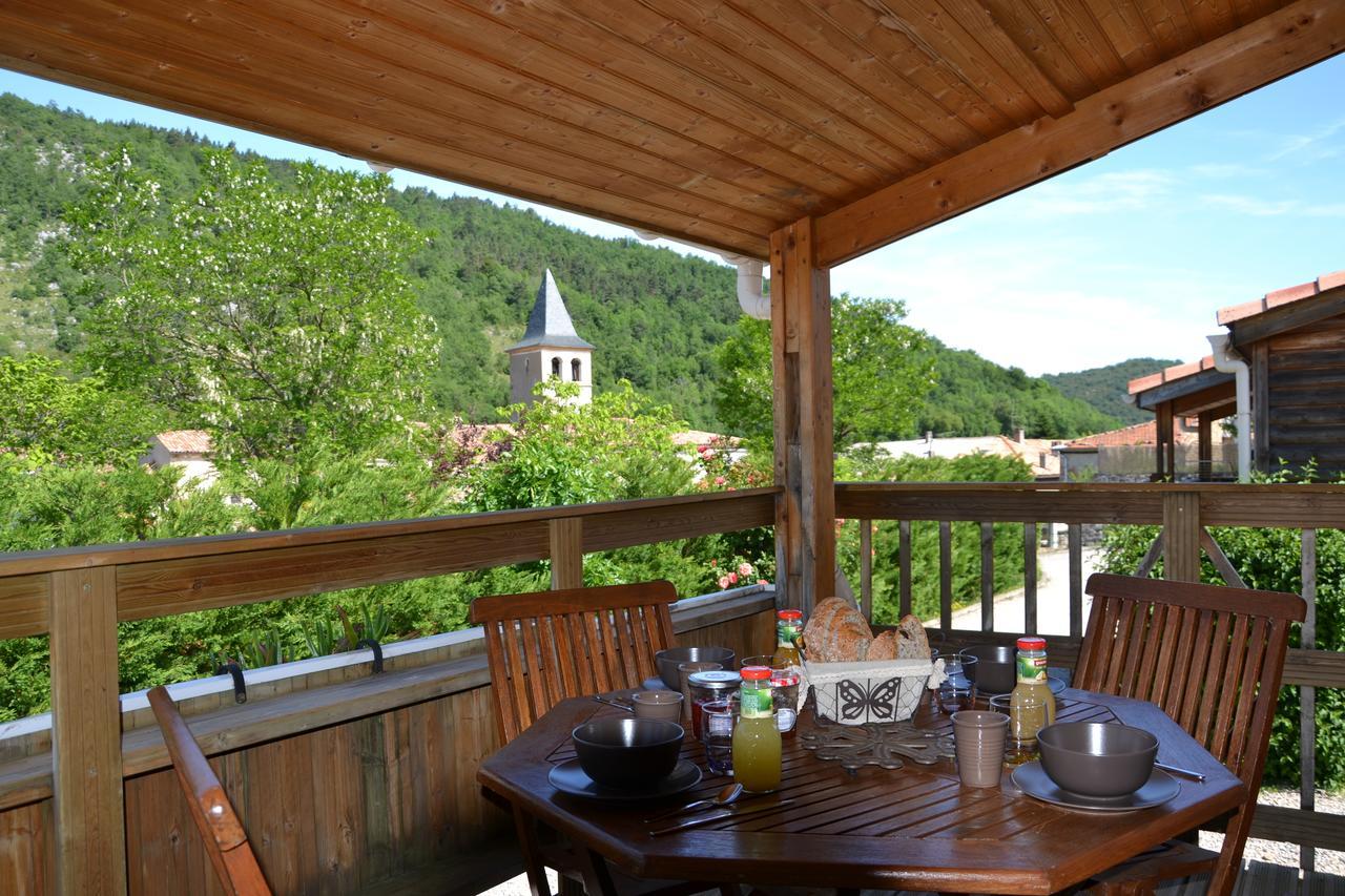 Camping La Mare Aux Fees Hotell Roquefeuil Exteriör bild